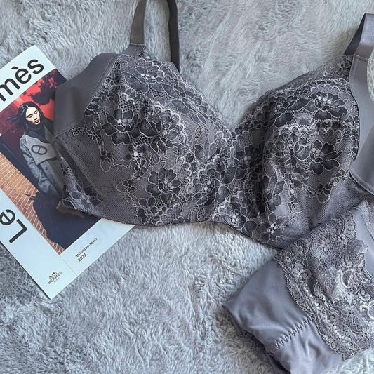 軽いのにフィット感がすごい!