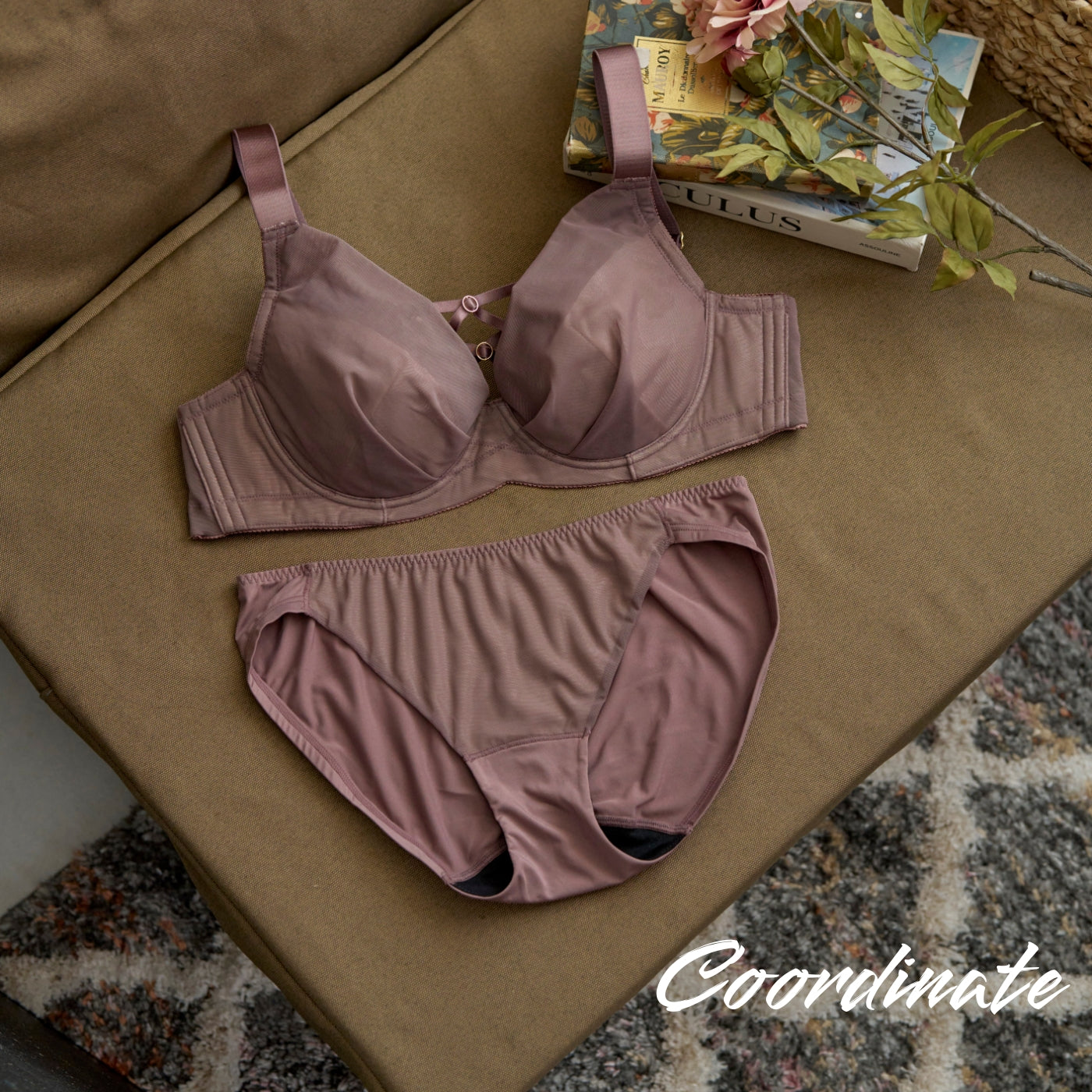 【D90〜L140】美胸キーパーグランリフト深め3/4カップブラ（トープ）_90603-57